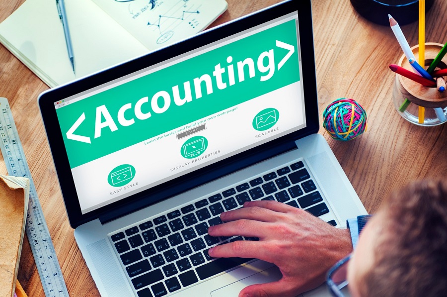 Top 3 Available Internships in Accounting; Tourism; Tech StartUp