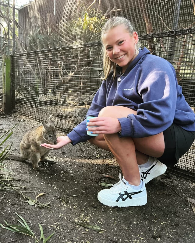 Intern of the week is Eliza!! 
Travelling all the way from Scotland ✈️ 🏴󠁧󠁢󠁳󠁣󠁴󠁿 to complete a Marketing and Communications Internship in Sydney 🧑‍🎓 
Read more about Eliza here; https://www.internshipsdownunder.com/blog/intern-of-the-week/eliza-marketing-communications-internship-in-sydney/