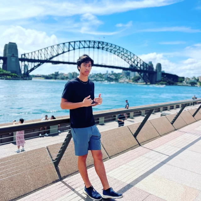 Aubry is our Intern of the Week!! Magnificent day, Magnificent bridge.